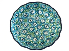 Load image into Gallery viewer, Scalloped Bowl 4.5&quot; Key Lime
