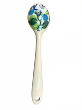 Load image into Gallery viewer, Spoon 5.25" Blue Berries
