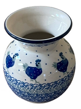 Load image into Gallery viewer, Bubble Vase Henny Penny

