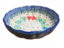 Load image into Gallery viewer, Scalloped Bowl 4.5" Sweet Hearts
