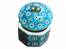 Load image into Gallery viewer, Mini Pretzel Box Key Lime
