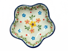 Load image into Gallery viewer, Petal Bowl 3.5” Buttercup
