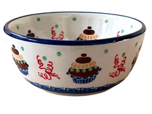 Load image into Gallery viewer, Bowl 5&quot; Cupcakes
