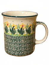 Load image into Gallery viewer, Straight Mug 15 oz Daffodil
