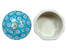 Load image into Gallery viewer, Mini Pretzel Box Key Lime
