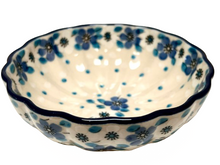 Load image into Gallery viewer, Scalloped Bowl 4.5&quot; Early Frost
