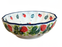 Load image into Gallery viewer, Scalloped Bowl 4.5&quot; Strawberry Field
