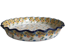 Load image into Gallery viewer, Fluted Pie/Quiche Baker 10&quot; Buttercup

