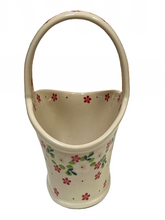 Load image into Gallery viewer, Basket with Handle 7” Ruby Bouquet
