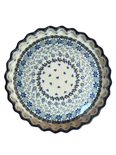 Load image into Gallery viewer, Fluted Pie/Quiche Baker 9&quot; Silver Lace

