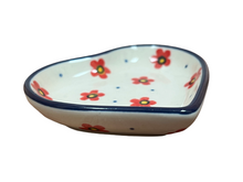 Load image into Gallery viewer, Heart Shaped Bowl 3&quot; Coral Posies
