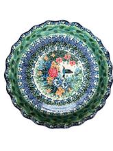 Load image into Gallery viewer, Fluted Pie Baker 10&quot; Unikat Bird Delight
