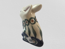 Load image into Gallery viewer, Bunny Figurine 3.5&quot; Peacock
