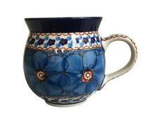 Load image into Gallery viewer, Bubble Mug 16 oz Unikat Cobalt Flowers
