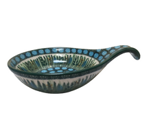 Load image into Gallery viewer, Spoon Rest 7&quot; Unikat Green Lake Grass
